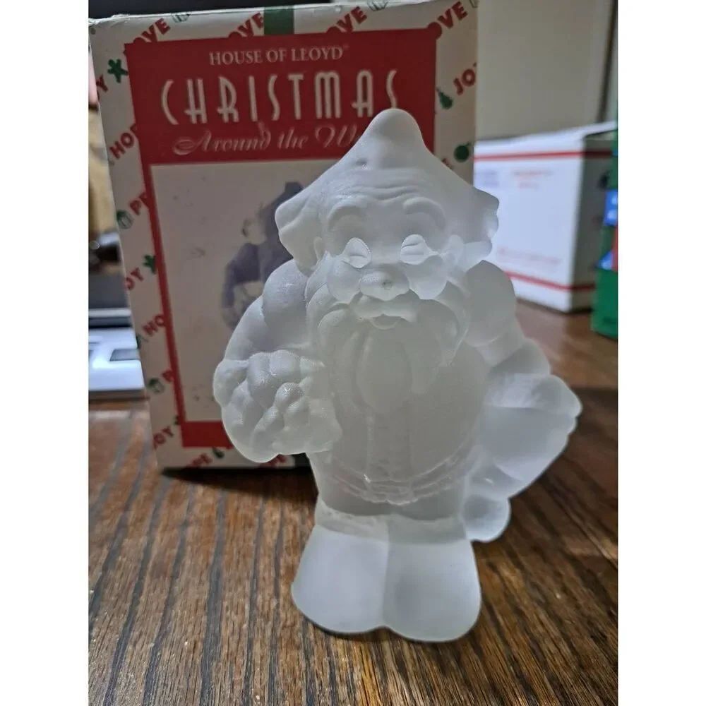 Vintage 1996 House of Lloyd Christmas Around the World Crystal Claus Figurine